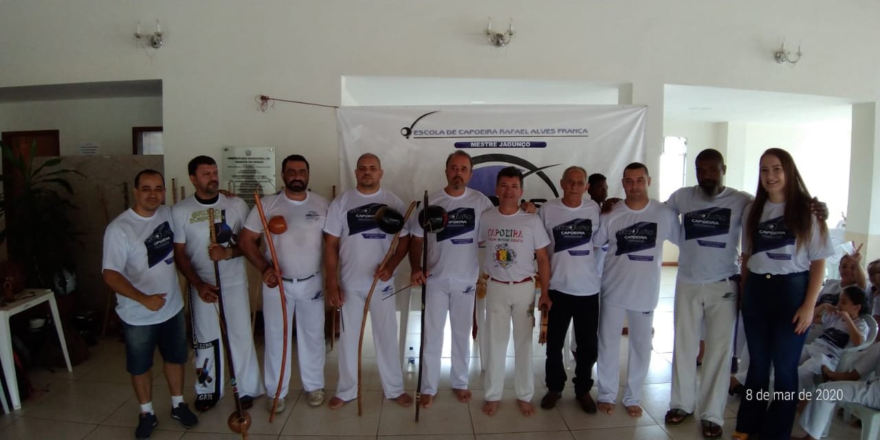 Batizado e troca de cordas consolidam atuação da capoeira em Maripá